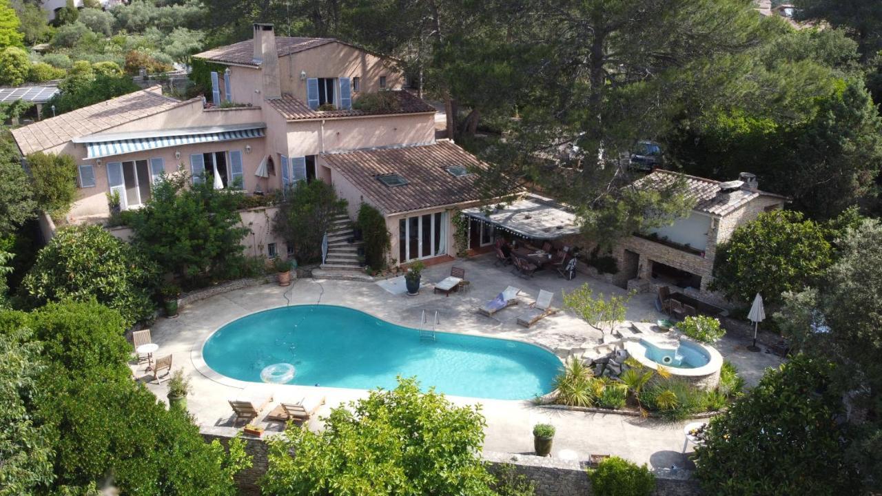 B&B Le Garric Nîmes Eksteriør billede