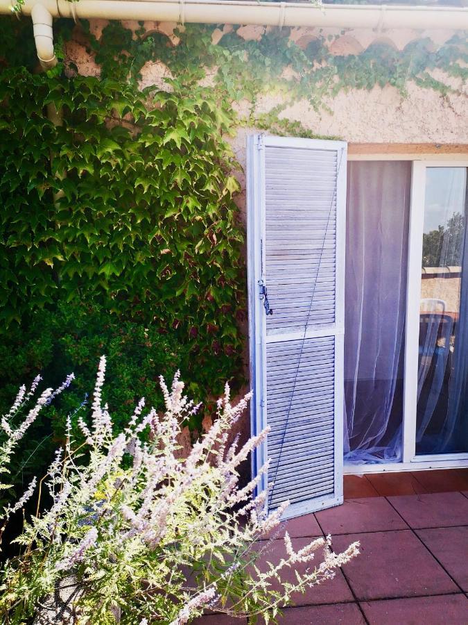 B&B Le Garric Nîmes Eksteriør billede